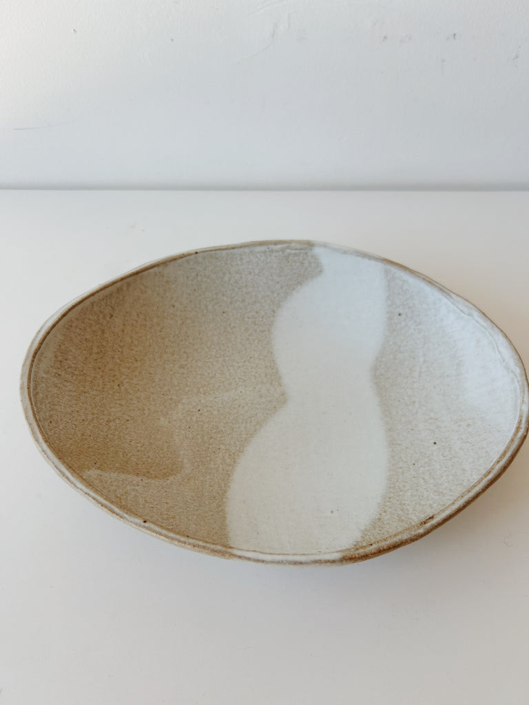 Colleen Hennessey - Oval Bowl, Matte White / Grey, E
