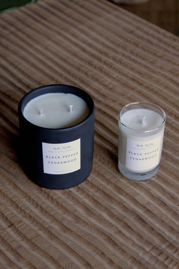 Na Nin - Black Pepper & Cedarwood Candle / 5oz