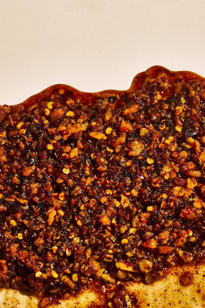 Mama Teav's - Hot Garlic Chili Crisp - ORIGINAL (OG) - All Natural