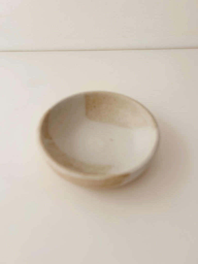 Colleen Hennessey - Condiment Bowl, Matte White/Grey, D
