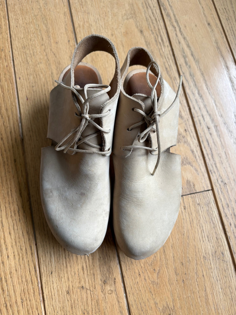 LOOP - Bryr Clogs, Size 37 (#277)