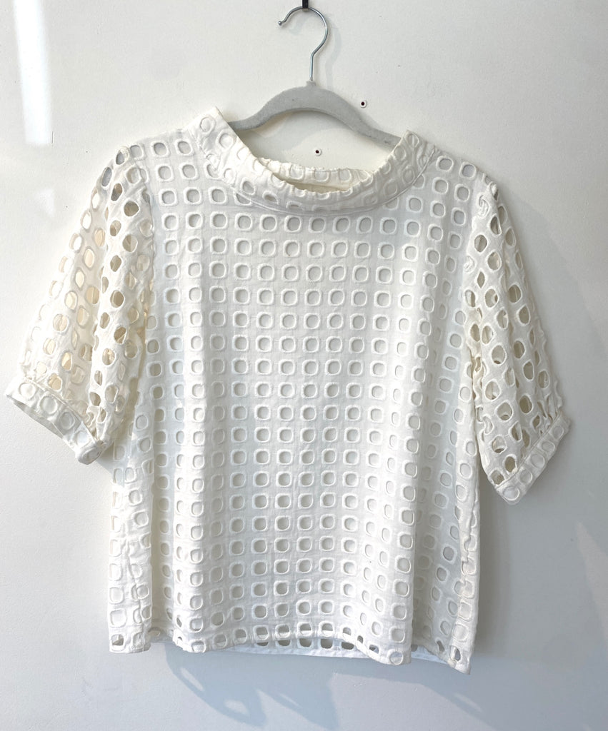 LOOP - Wolven Eyelet Top, Sz 12 (#261)