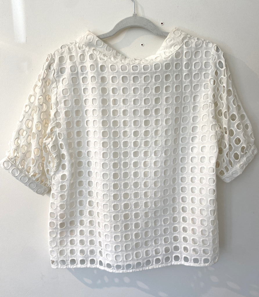 LOOP - Wolven Eyelet Top, Sz 12 (#261)