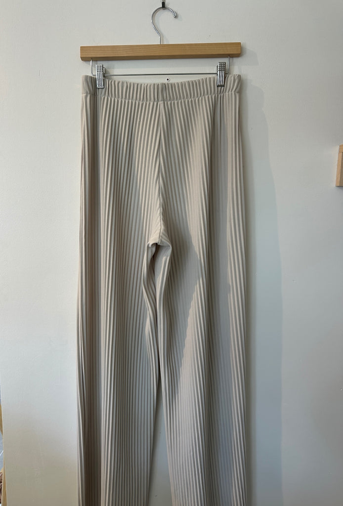 LOOP - Babaton Pleated Pants, Size M (#401)