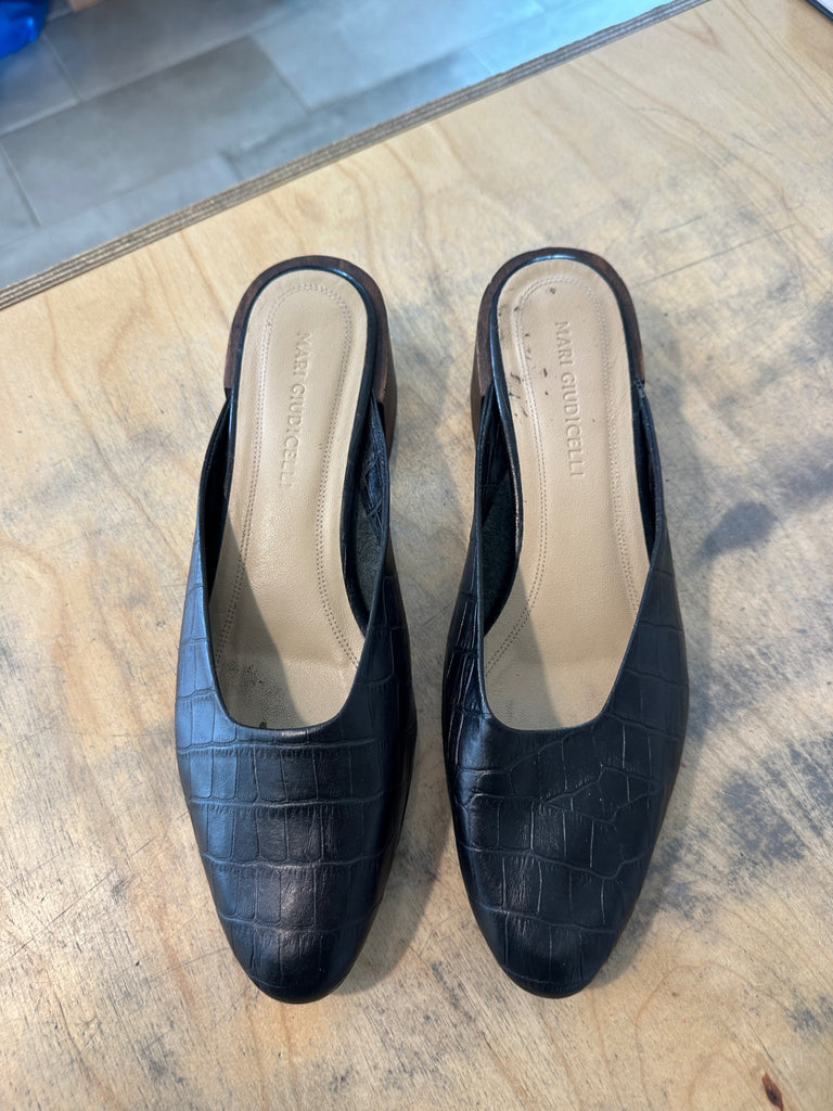 LOOP - Mari Giudicelli Mules, Size 39 (#190)