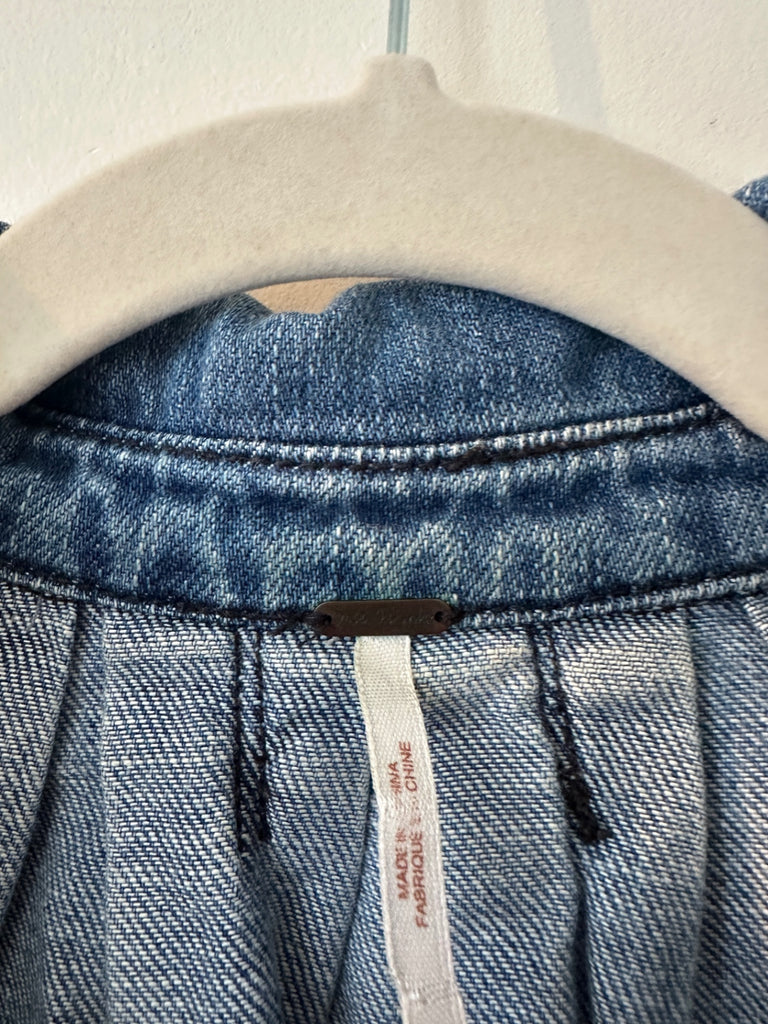 LOOP - Free People Denim Top, Size XS (#280)