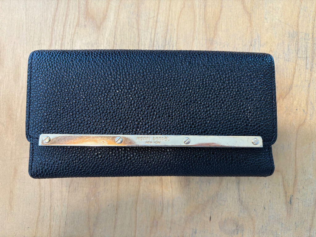 LOOP- Henri Bendel Wallet (#274)