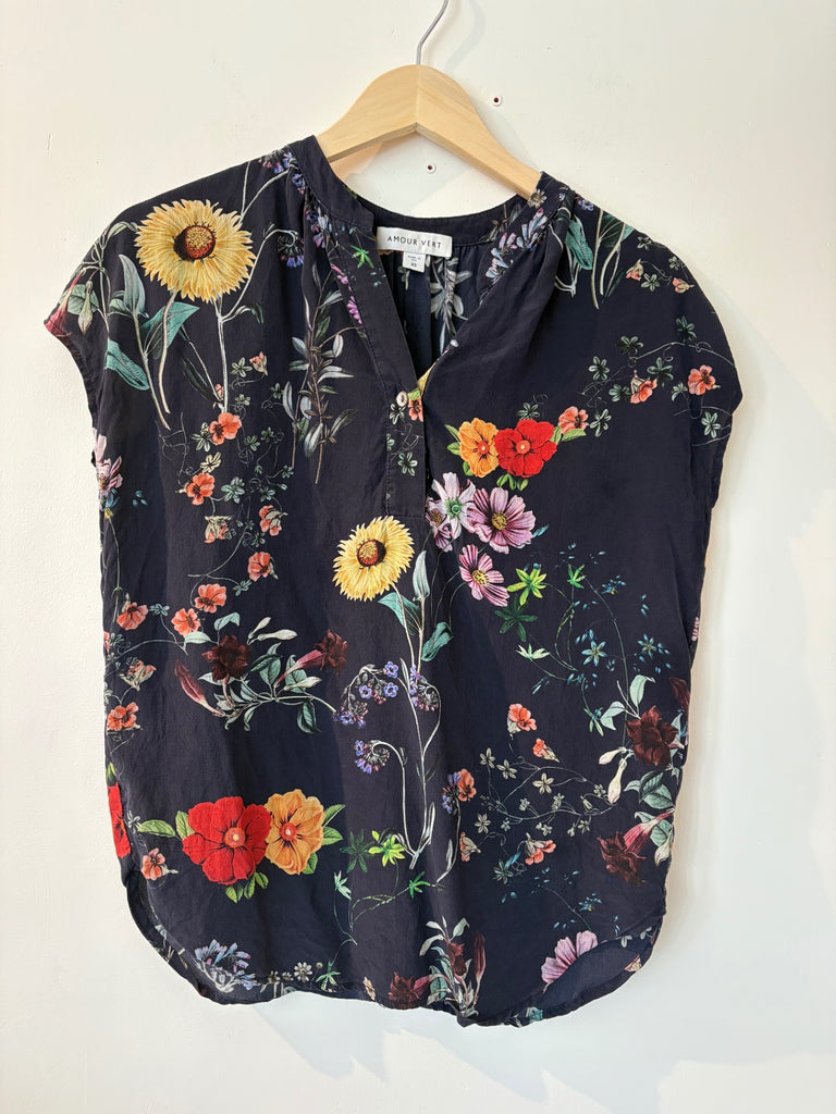 LOOP- Amour Vert Blouse, Size XS (#64)