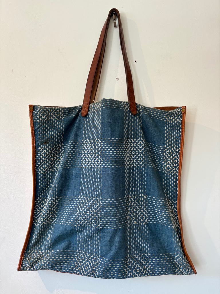 LOOP - Rivet & Thread Bag, As-Is (#53)