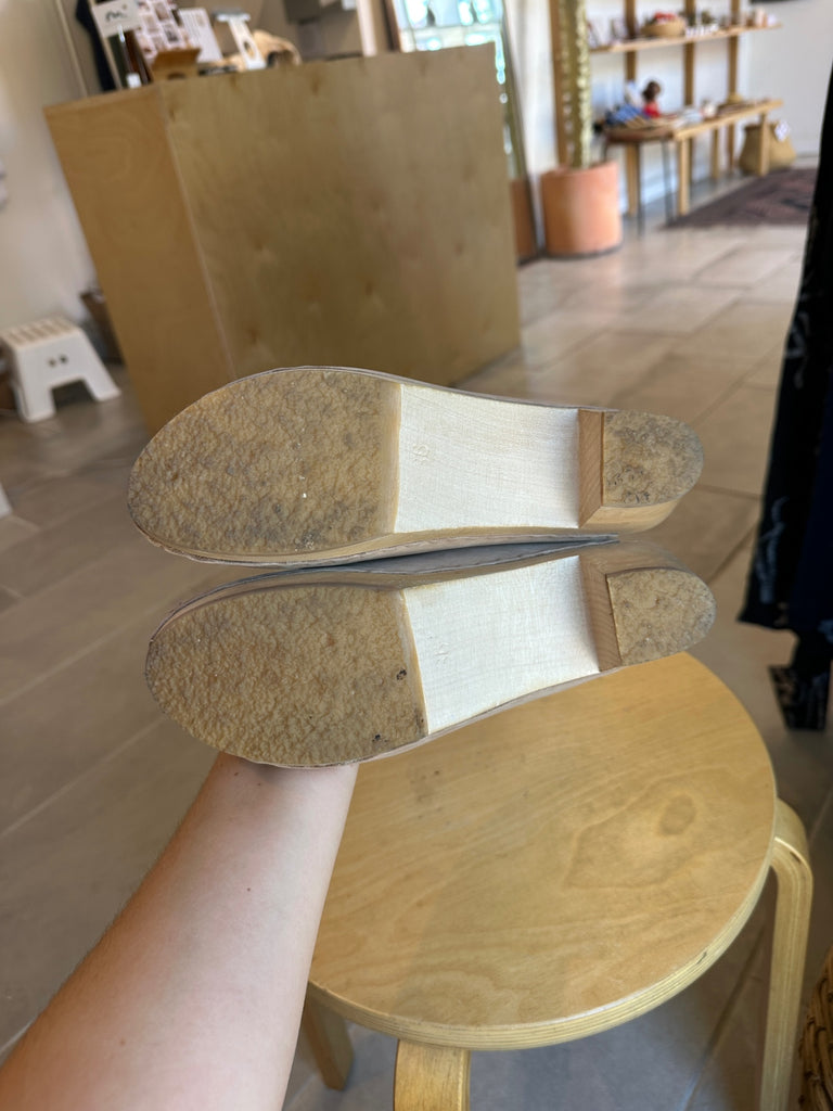 LOOP - Bryr Backless Clogs, Size 36 (#437)