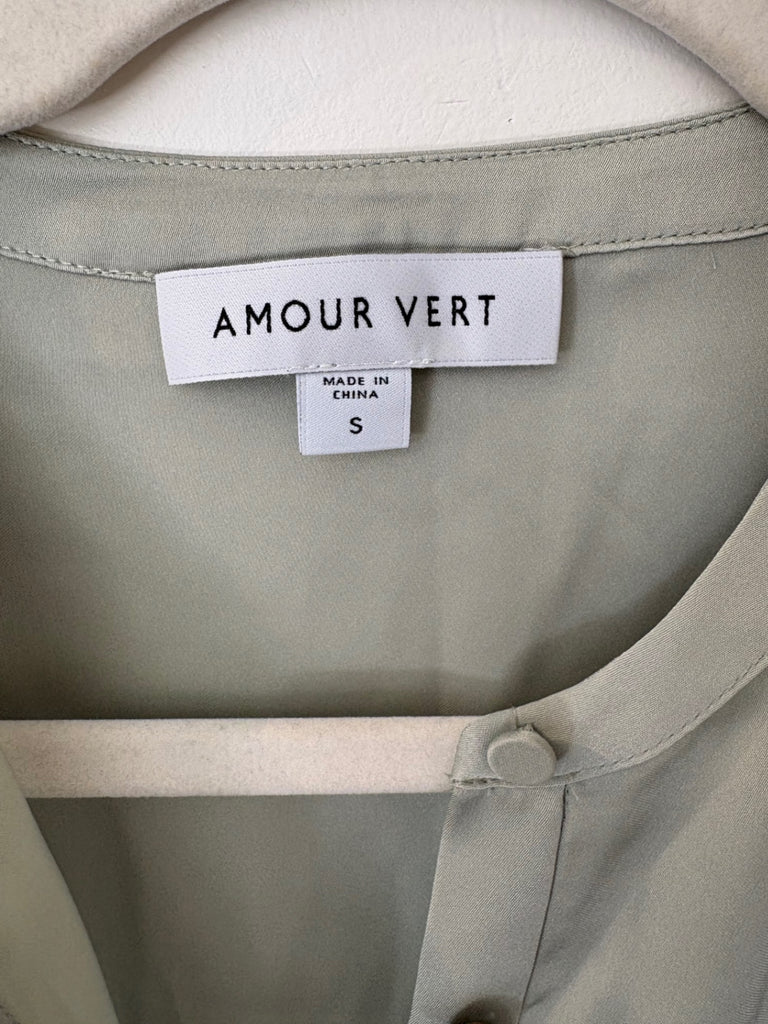 LOOP- Amour Vert Blouse, Size S (#393)
