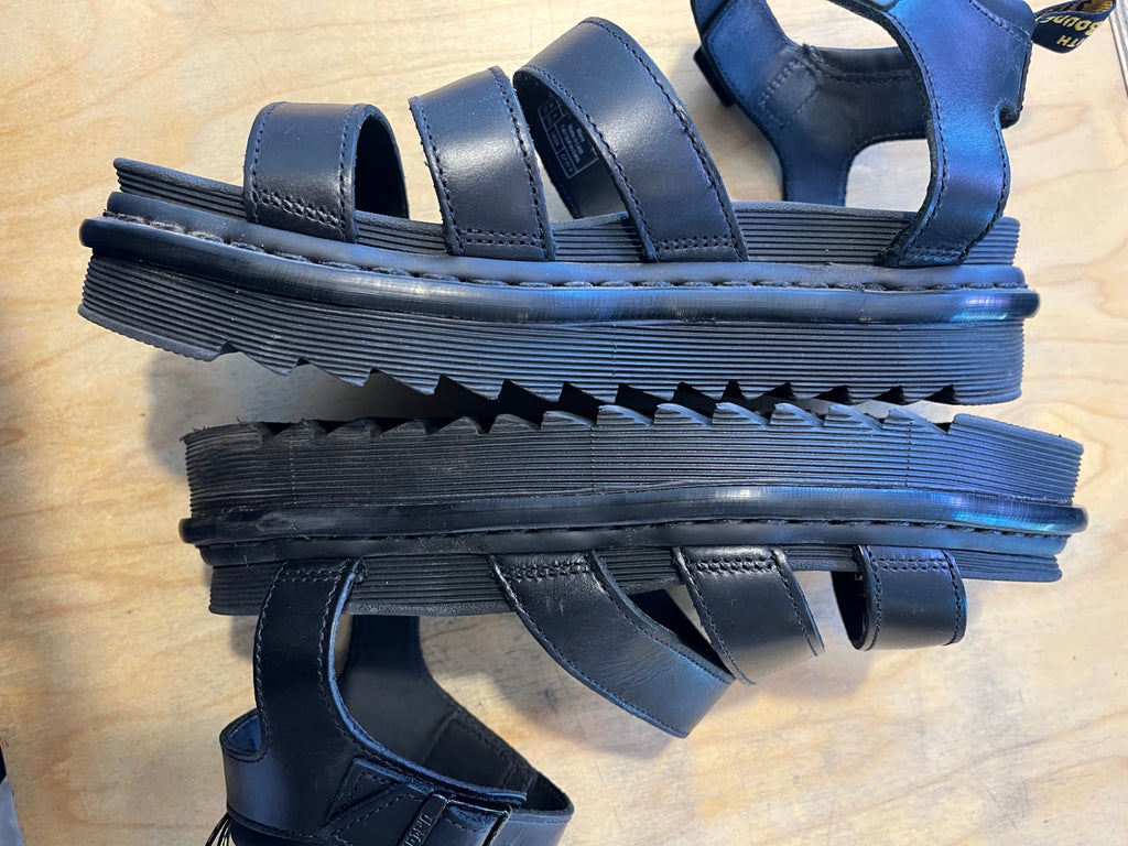 LOOP- Dr. Martens, Sandals, Sz 8 (#445)