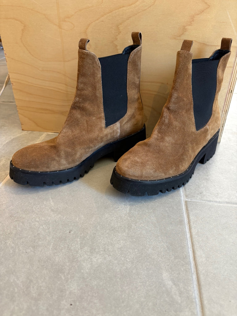 LOOP - Freda Salvador Boots, Size 8 (#423)