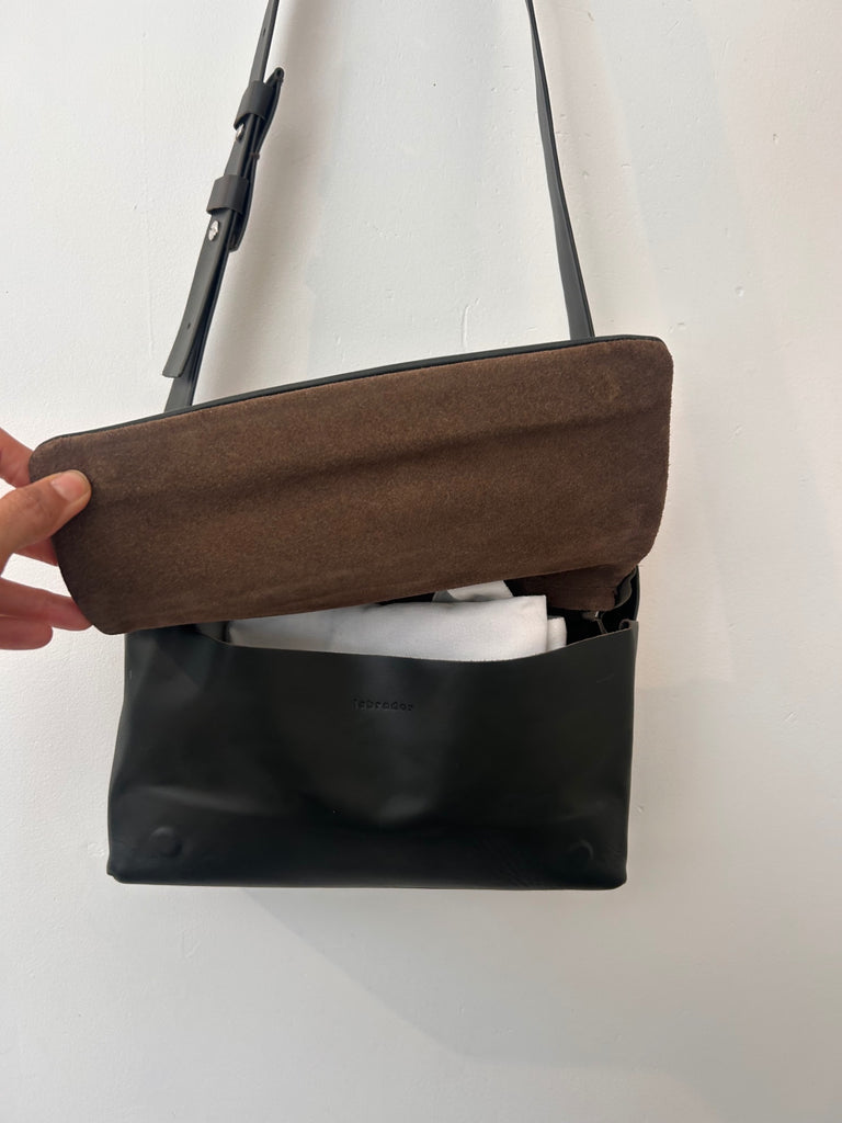 LOOP - Labrador Soft Leather Purse (#19)