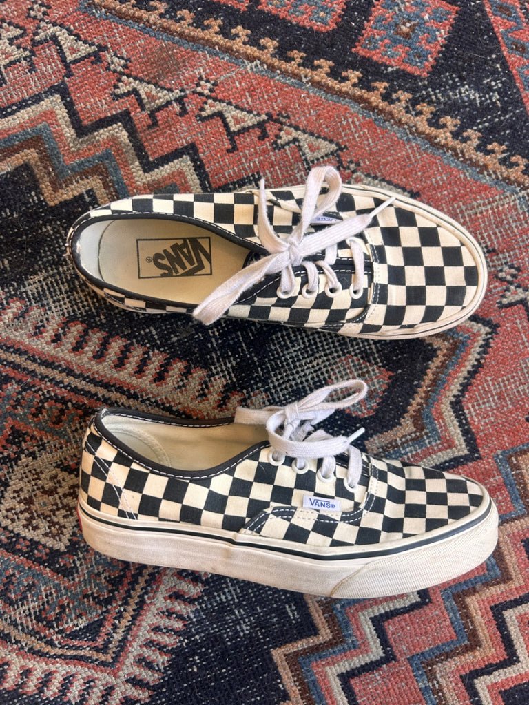 LOOP - Vans Checkerboard Shoes, Sz. 7.5 (#122)