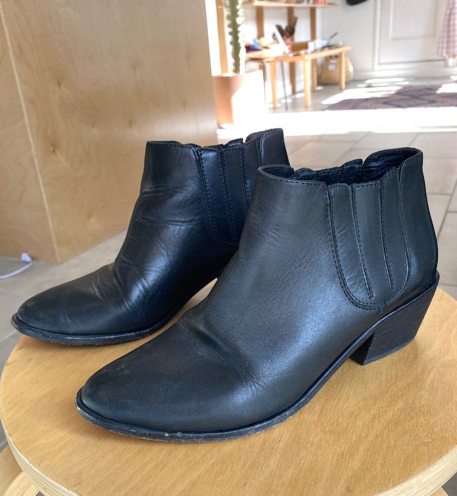LOOP - Joie Barlow Leather Bootie, Sz 6.5 (#248)