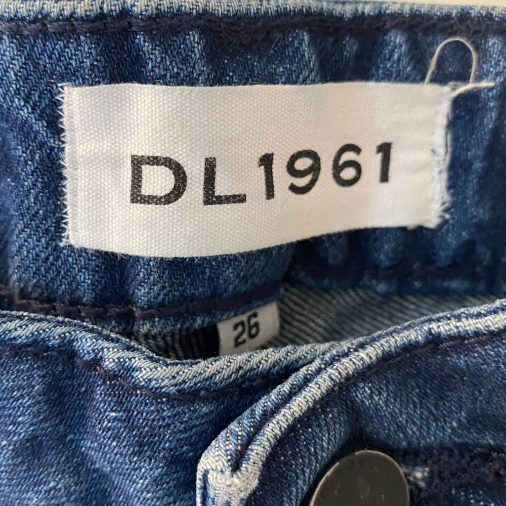 LOOP - DL1961 Hepburn Wide-Leg Raw Hem Jeans, Sz 26 (#52)