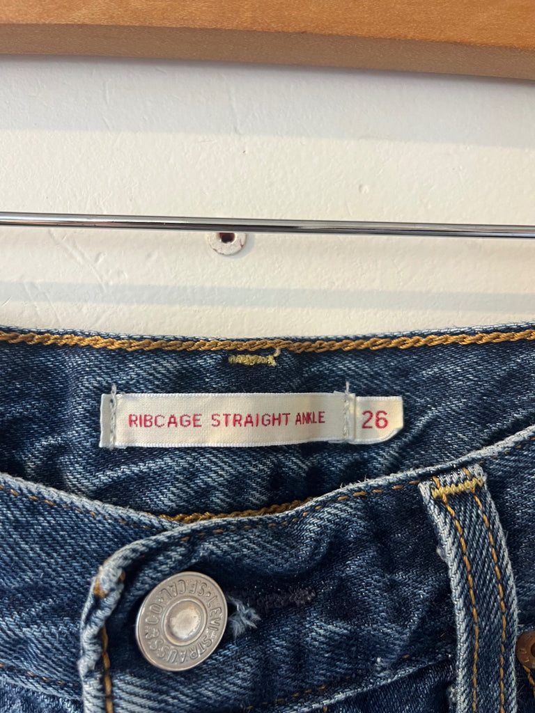 LOOP- Levi’s Jeans, Sz 26 (#35)