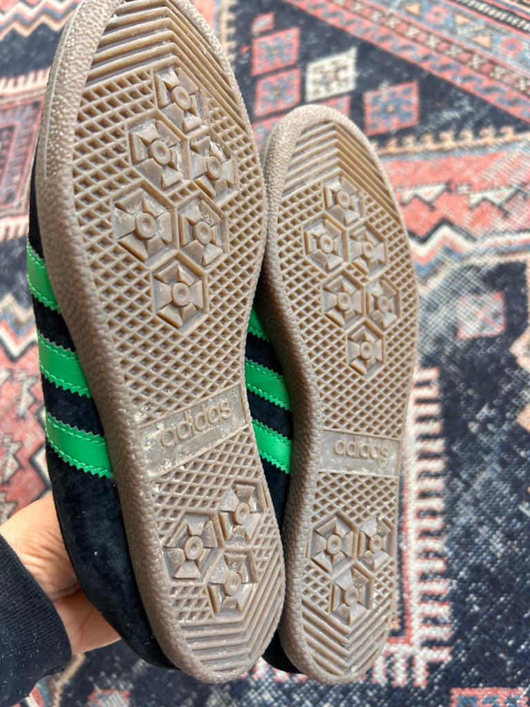LOOP - Adidas Green and Black Shoes, Sz 5 (#50)