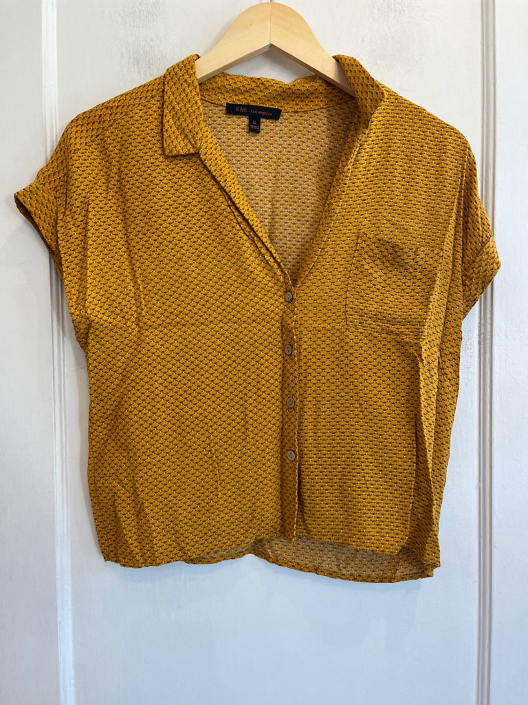 LOOP- Yellow Button down, Sz M (#407)