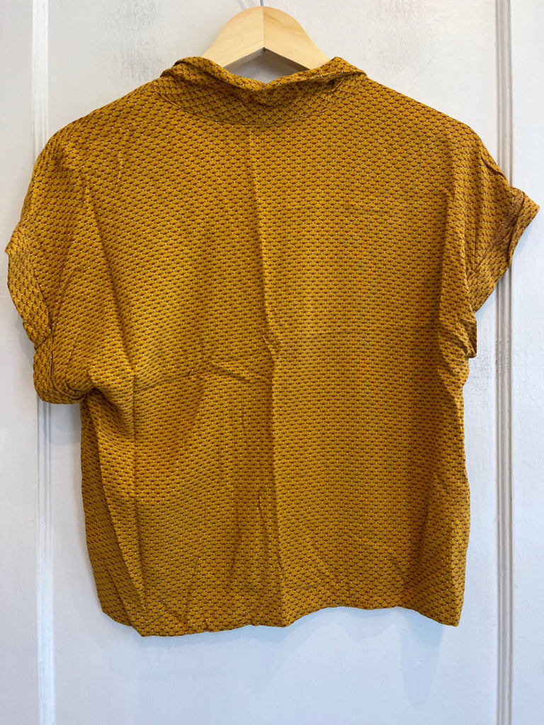 LOOP- Yellow Button down, Sz M (#407)