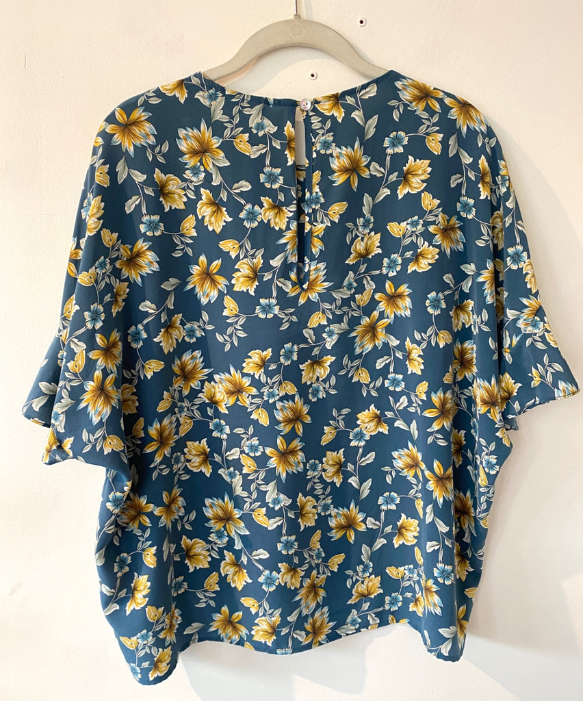 LOOP - Amour Vert Silk Floral Blouse, Sz Small (#18)