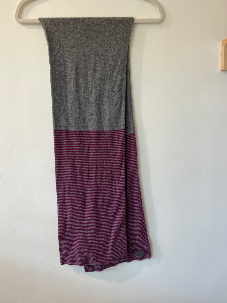 LOOP- Jaeger 100% Cashmere Scarf 