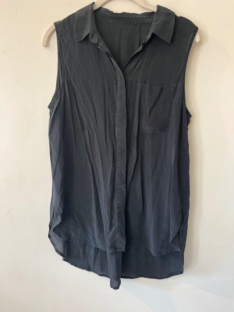 Sleeveless Button-Down Blouse, Sz S (#423)