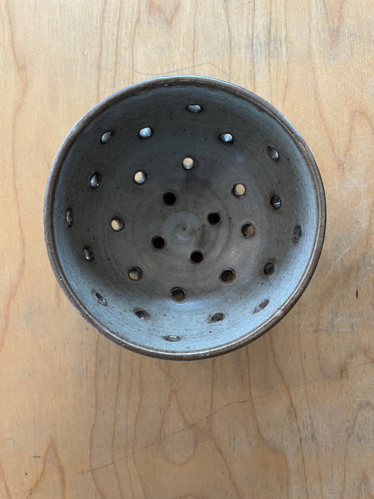 Clay Vessels- Ceramic Berry Bowl (Taupe gray)
