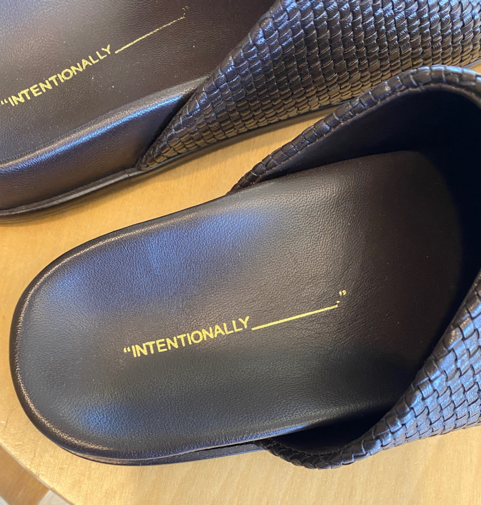 LOOP - Intentionally Blank Mules, Sz 38  (#51)