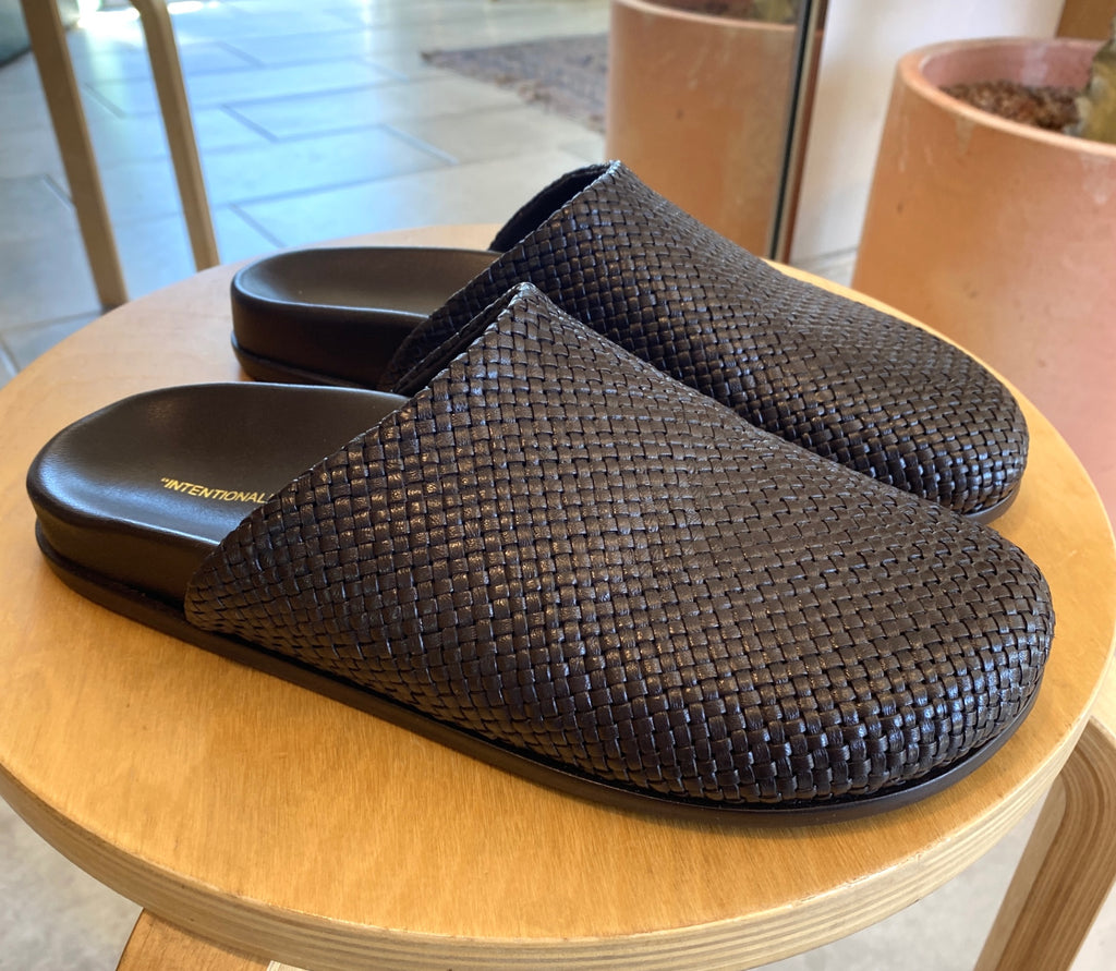 LOOP - Intentionally Blank Mules, Sz 38  (#51)