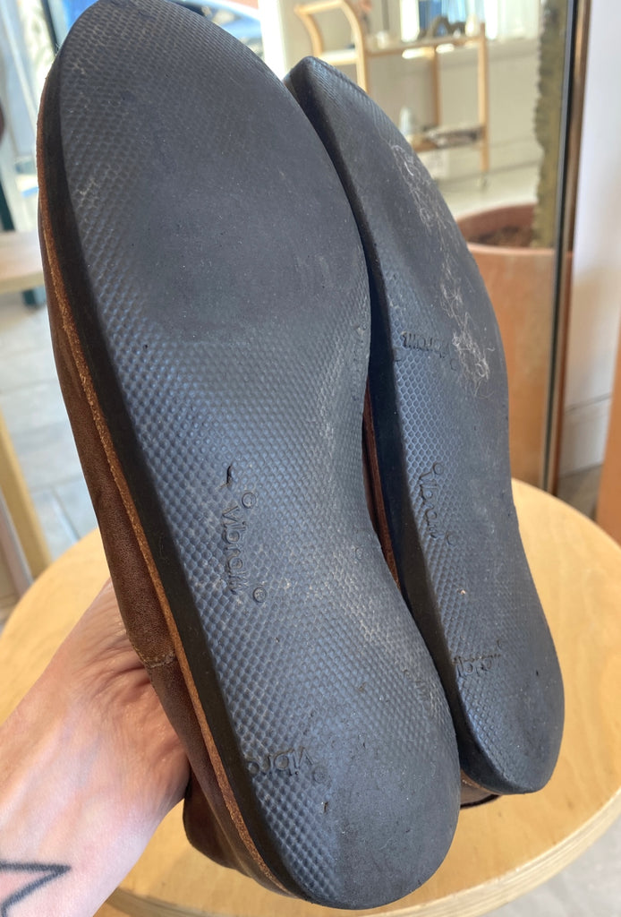 LOOP - Cliff Dweller Shoes, Sz 37.5  (#51)