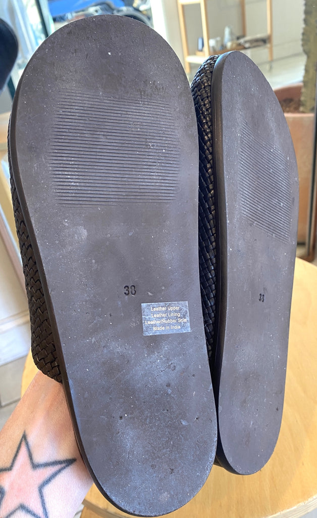 LOOP - Intentionally Blank Mules, Sz 38  (#51)