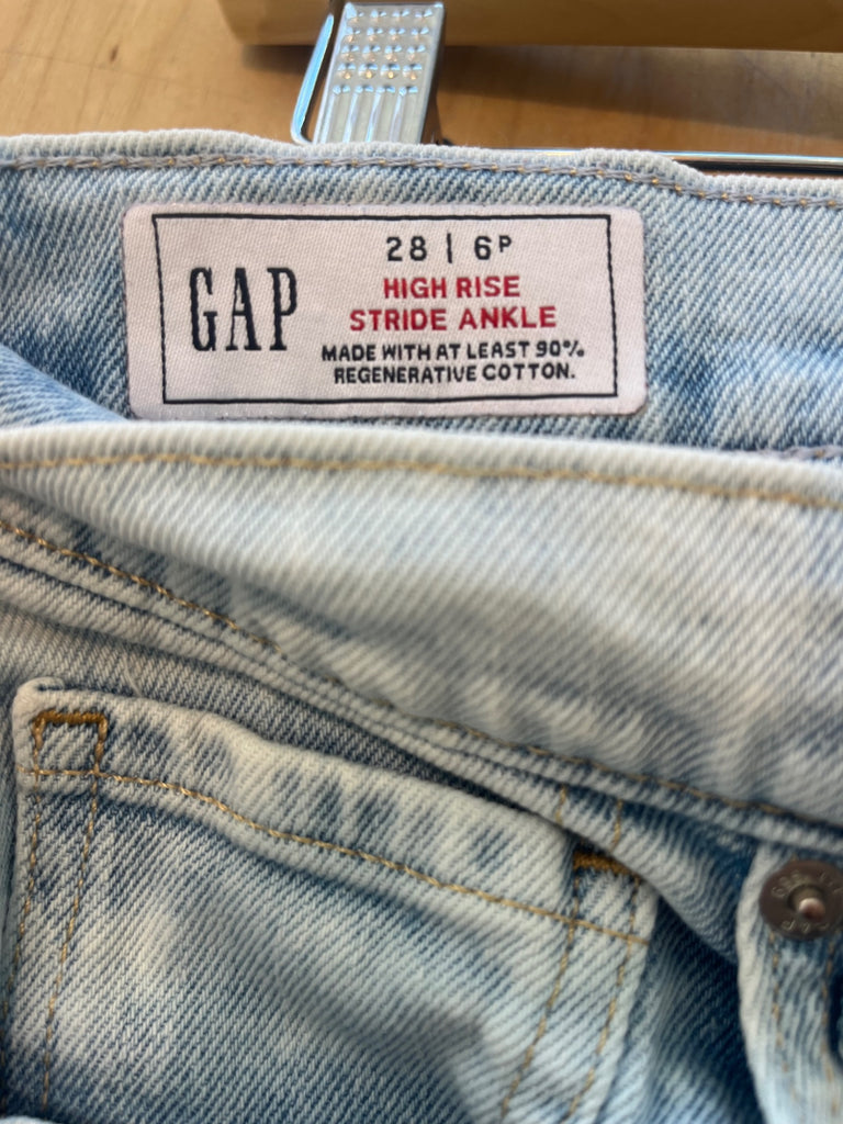 LOOP - GAP High Rise Stride Ankle Jeans, Sz 28 (#54)