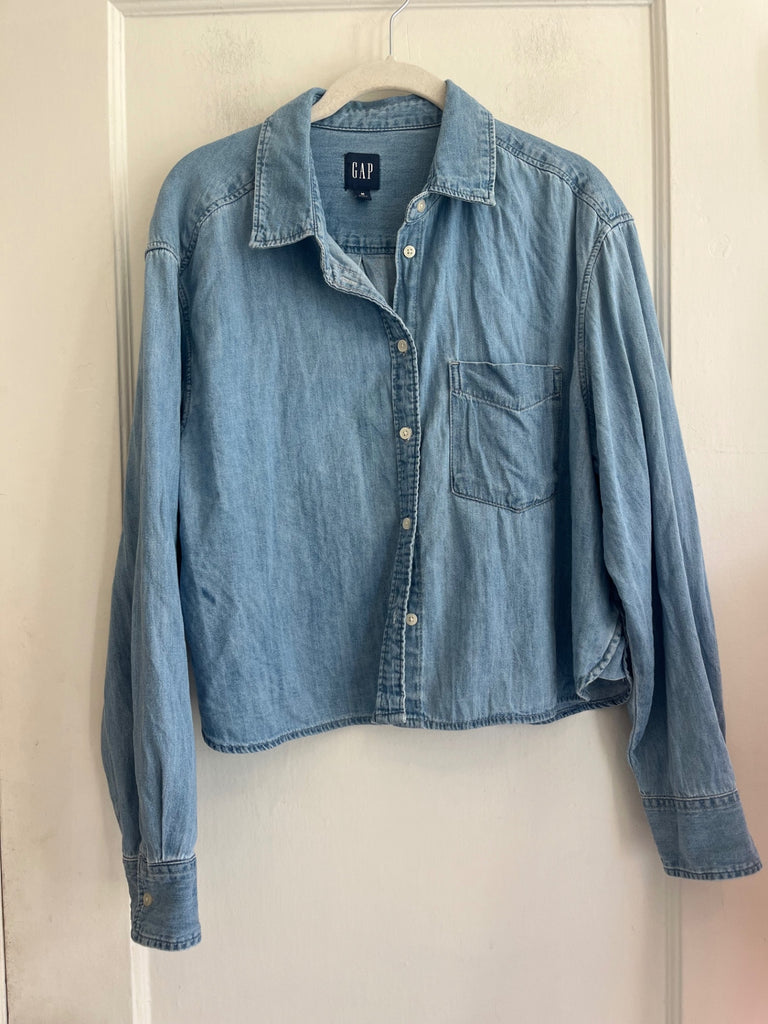 LOOP- GAP Button Up Shirt, Sz M (#54)