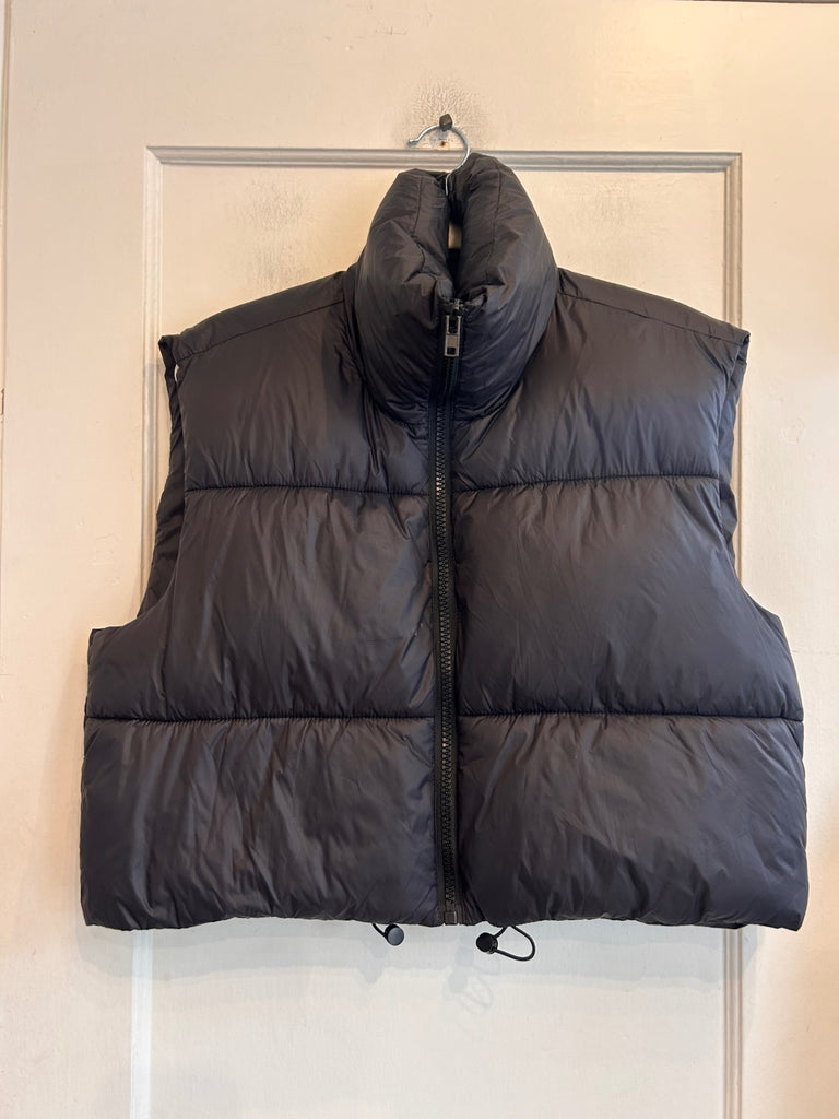 LOOP - Black Puffer Vest, Sz ~M (#413)