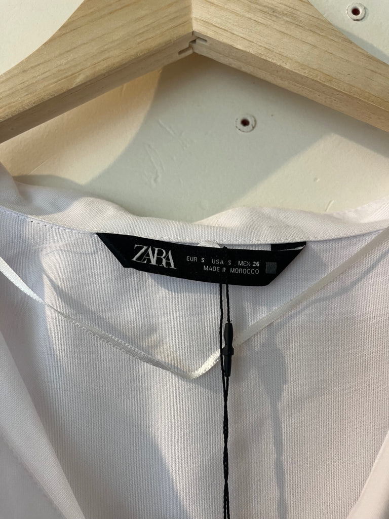 LOOP - Zara White Blouse, Sz S (#37)
