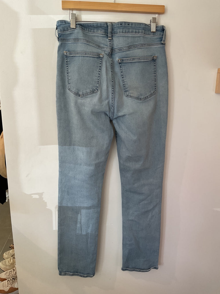 LOOP - GAP Classic Straight High Rise, Sz 30 (#1)
