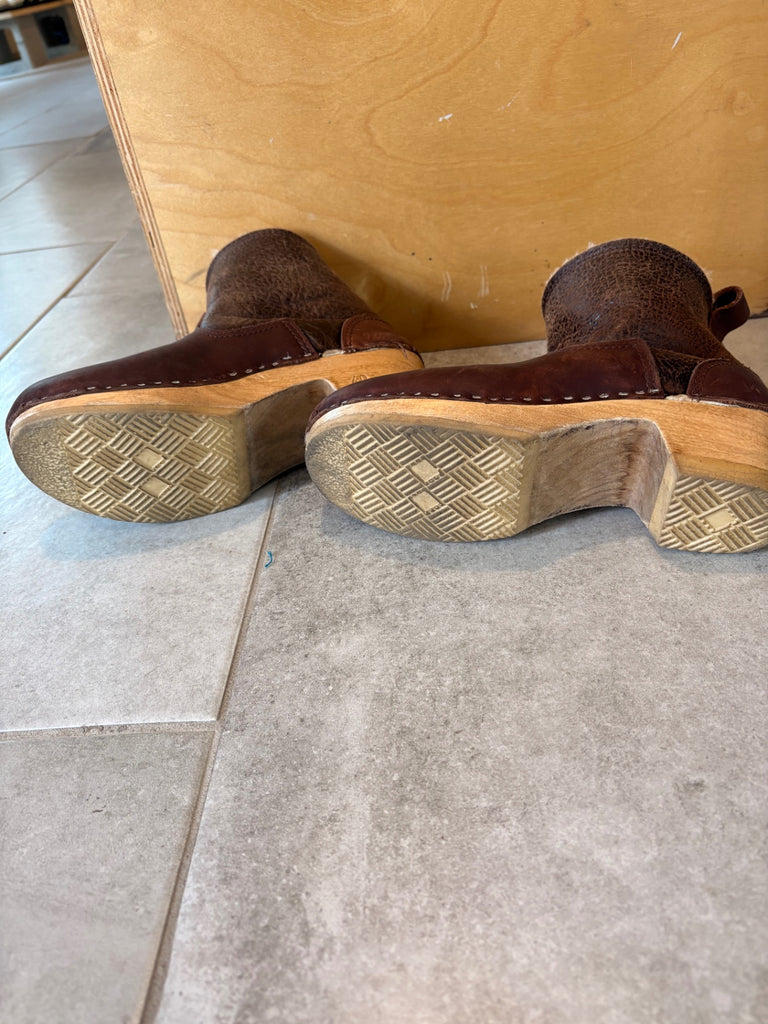 LOOP - Fur Lined Clog Boots, size 40 (#1)