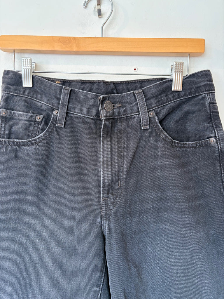 LOOP - Levi’s wide leg jeans, size 26 (#479)