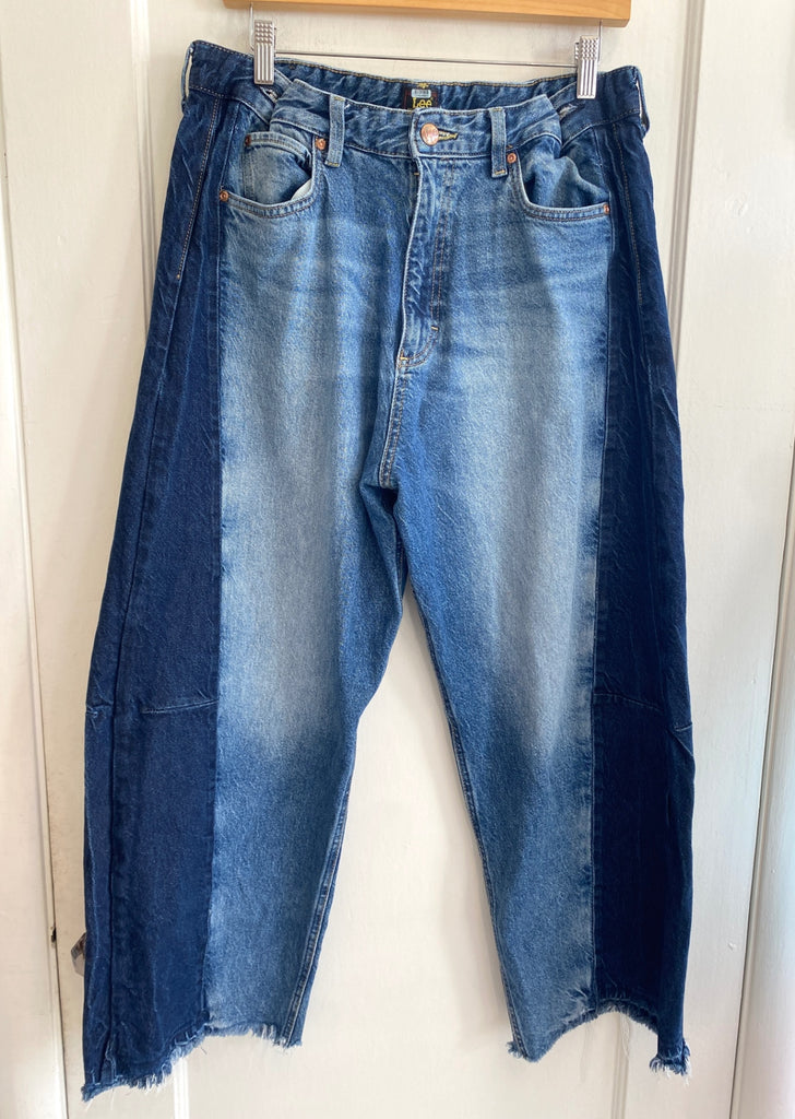 LOOP - Lee Adjustable Low Slung Barrel Jean, Sz 31 (#483)