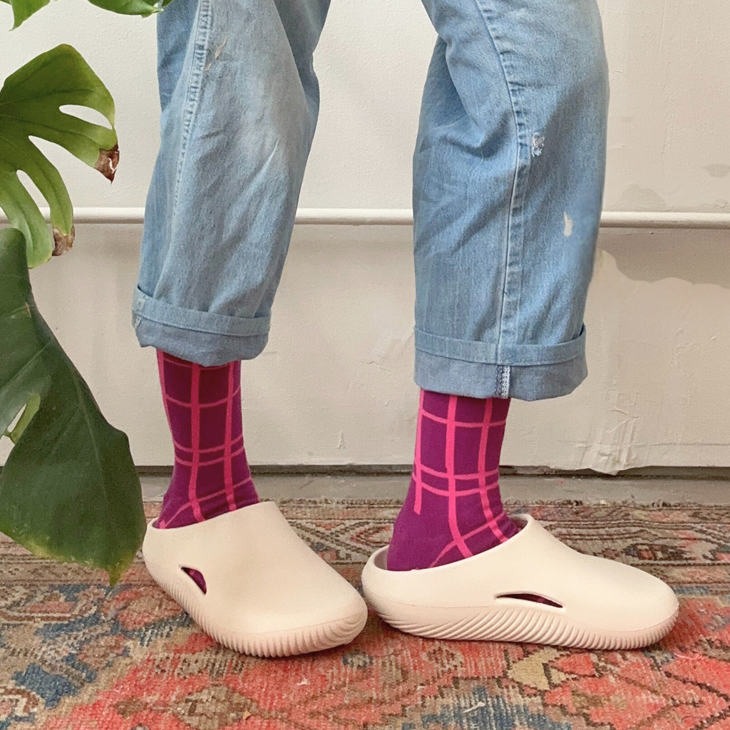 Jenny Pennywood - Crew Socks - Darby in Magenta & Hot Pink
