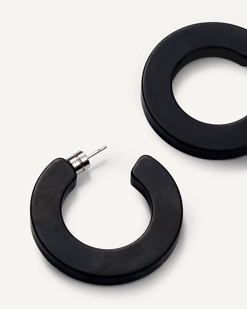MACHETE - Kate Hoops in Black Matte