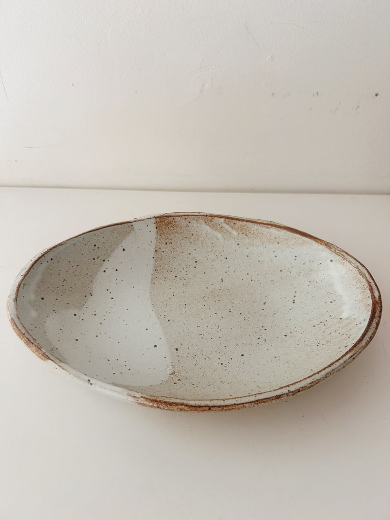 Colleen Hennessey - Oval Bowl, Glossy White / Grey, D