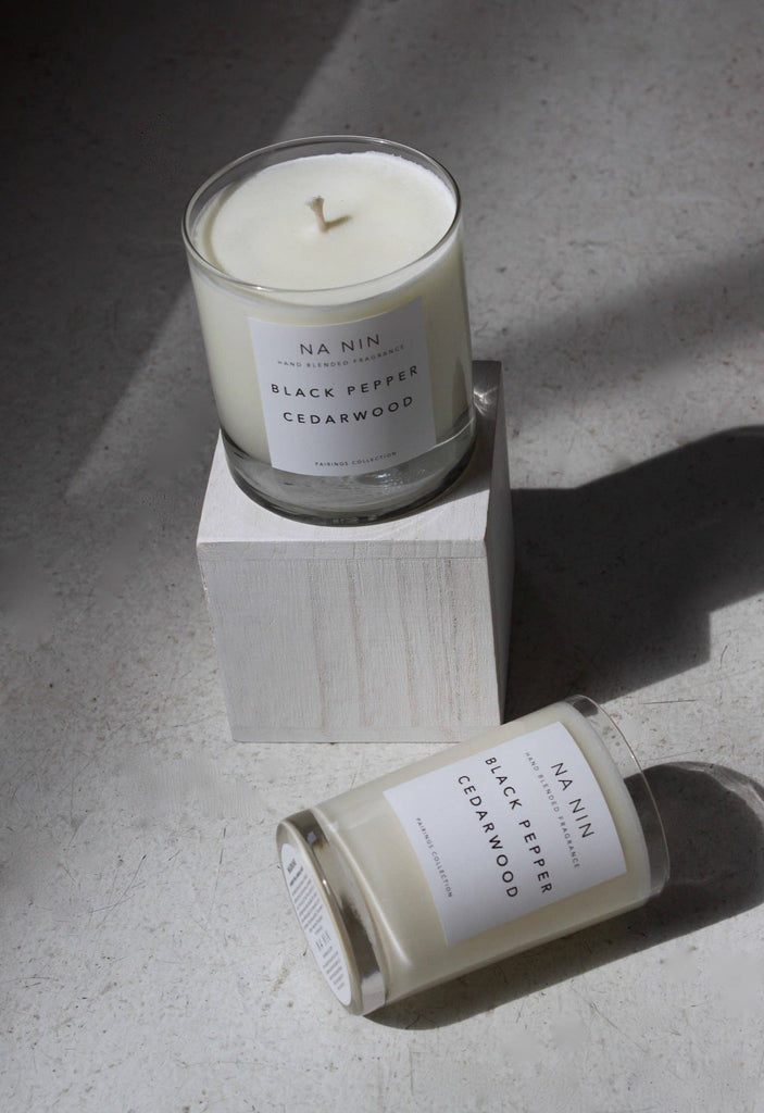 Na Nin - Black Pepper & Cedarwood Candle / 5oz
