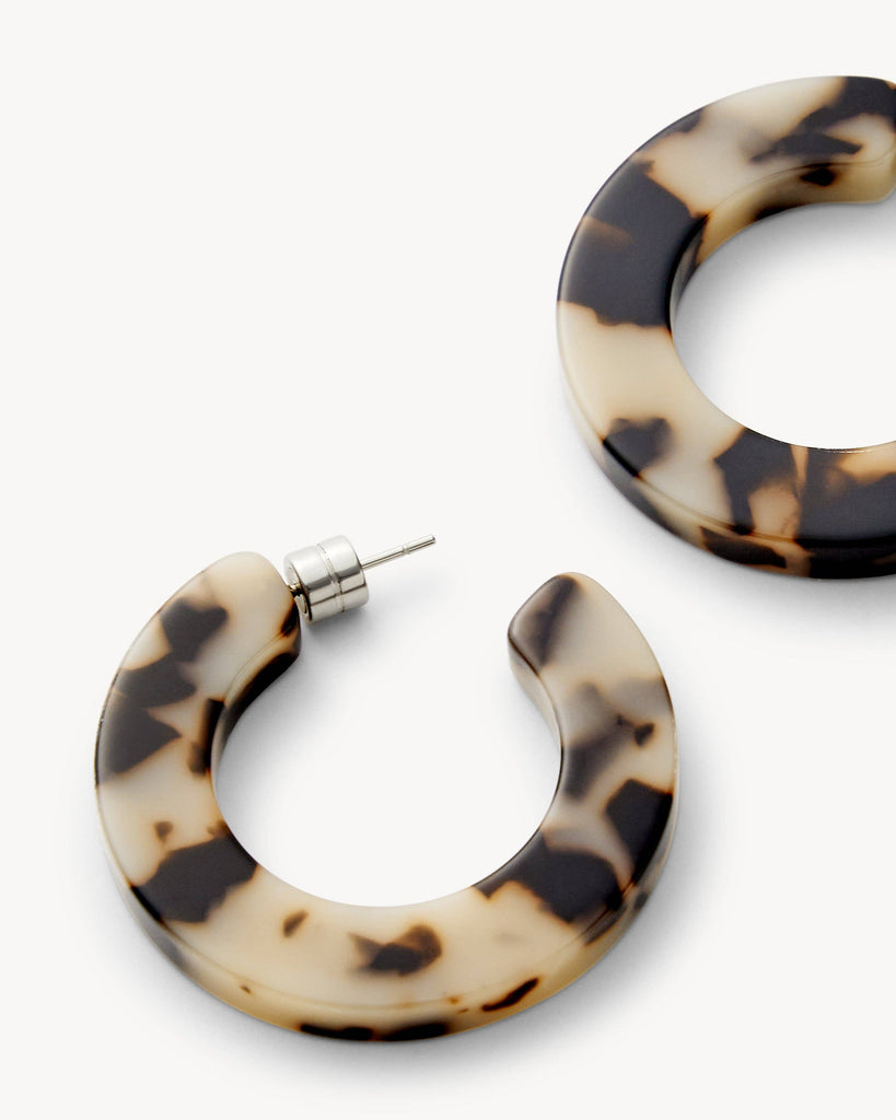 MACHETE - Kate Hoops in Ash Blonde Tortoise