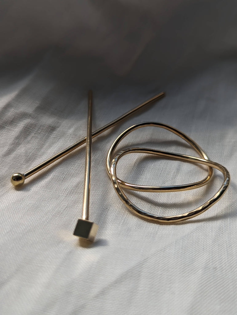 Vanderzee - Circle Hairpin: Sphere / Smooth