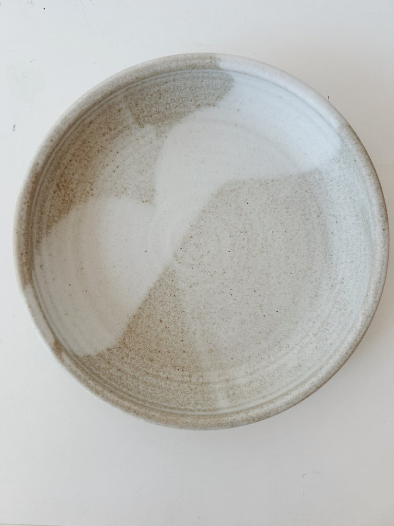 Colleen Hennessey - Shallow Dinner Bowl, Matte White / Grey, A