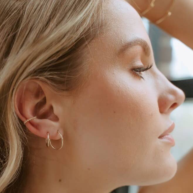 Token Jewelry - Goldie Hoops in 14k Gold Fill / 24mm