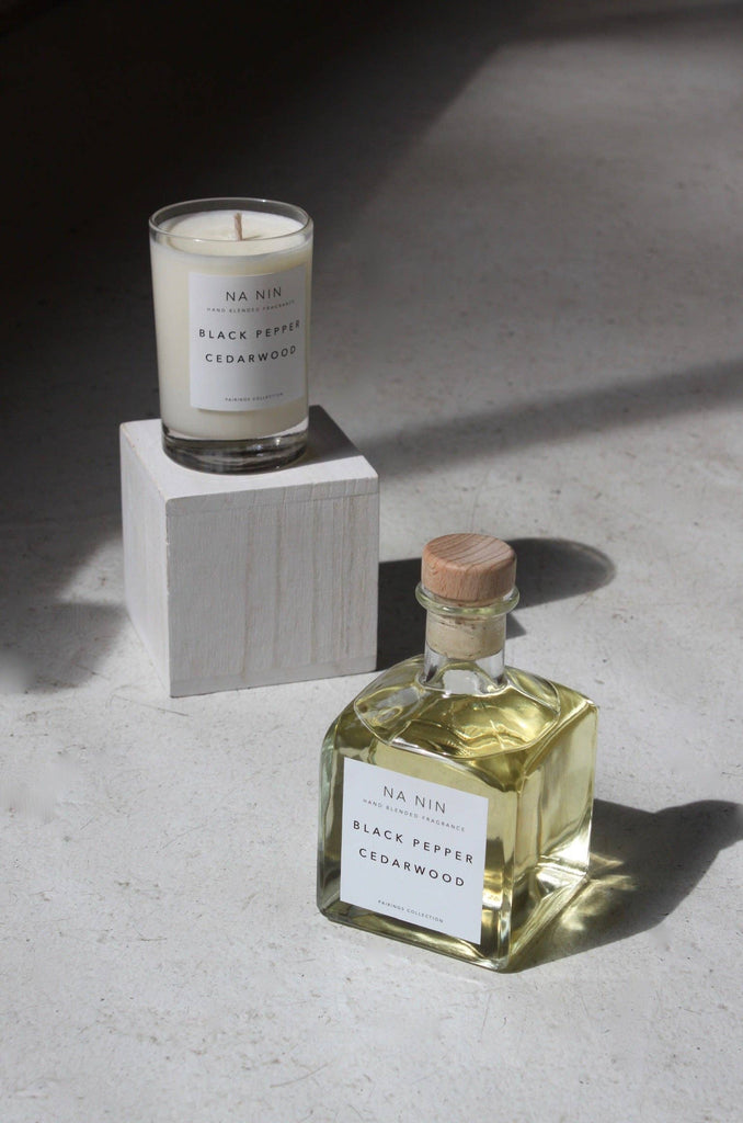 Na Nin - Black Pepper & Cedarwood Candle / 5oz